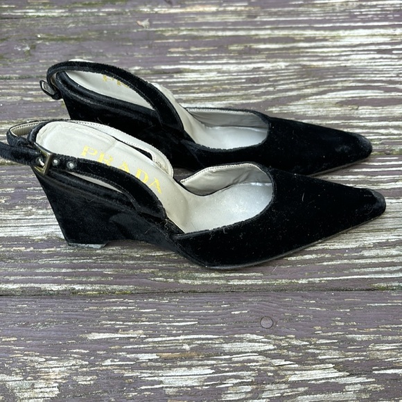 Vintage Prada Slingback Black Velvet Shoes - Size 36.5 Made in Italy - Picture 2 of 9